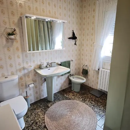 Сasa de vacaciones Casa Turística En Poio, A 5 Min De Combarro