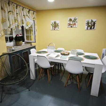 Сasa de vacaciones Casa Turística En Poio, A 5 Min De Combarro Poio